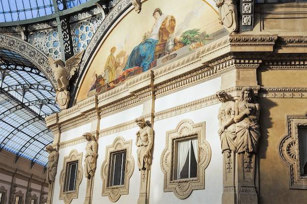galleria milano restauro gasparoli versace prada