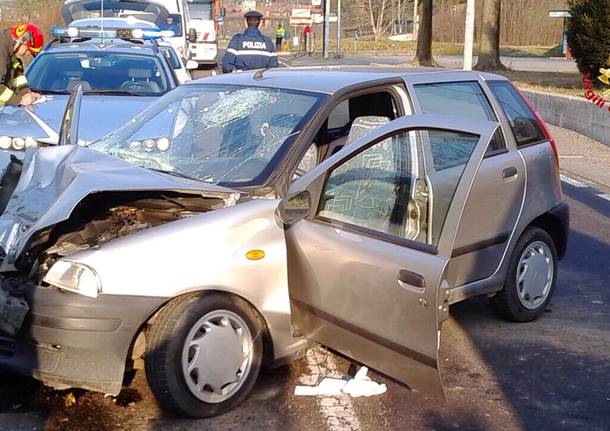 Incidente stradale a Cuveglio