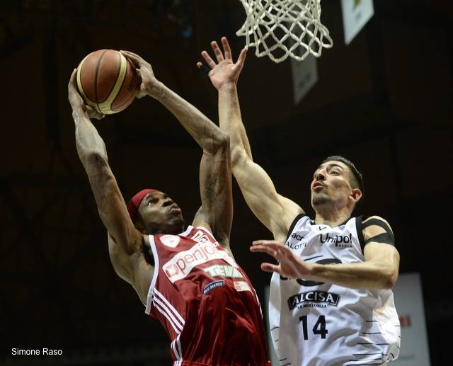 basket virtus bologna pallacanestro varese 86-78