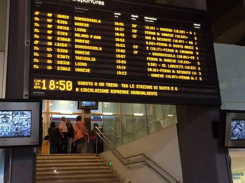 Il "pendolino" svizzero si guasta a Gallarate 