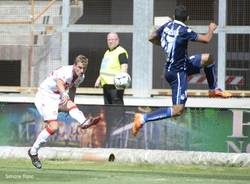 calcio serie b varese  pescara 2-1