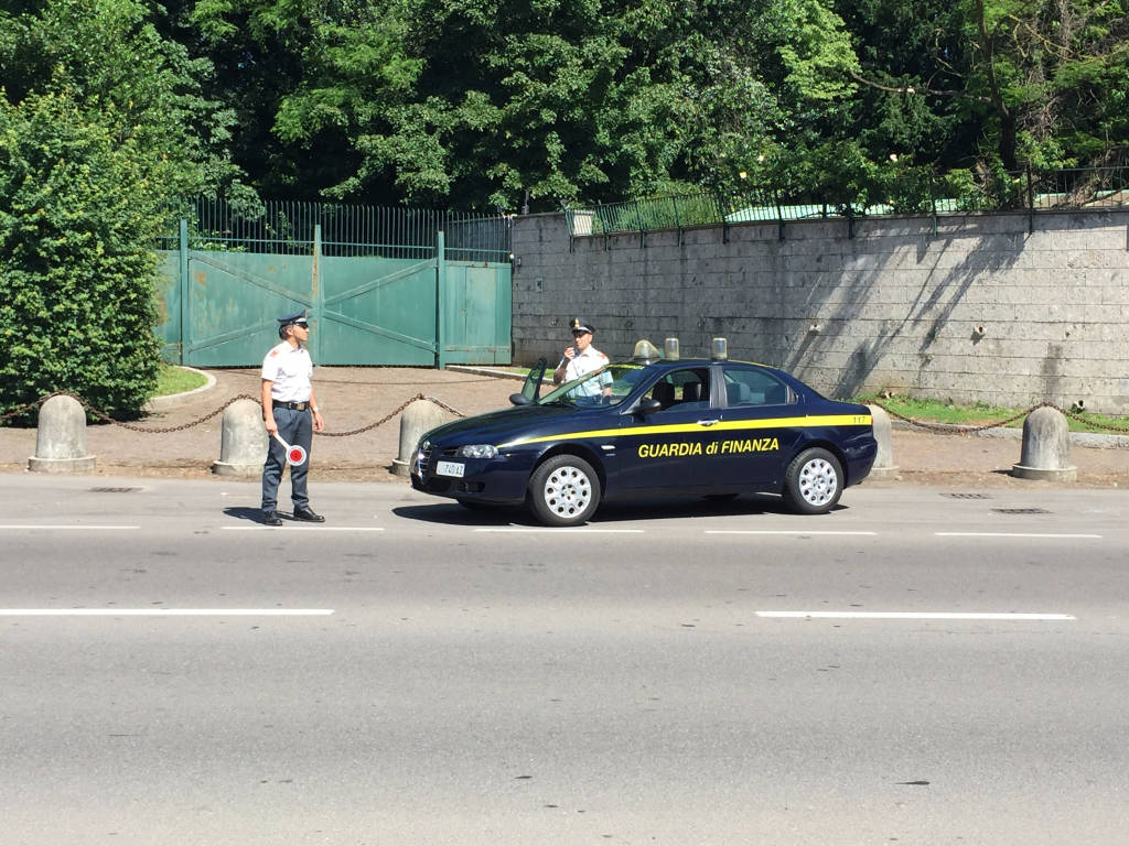 guardia di finanza generiche