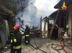 Incendio deposito a Lavena Ponte Tresa
