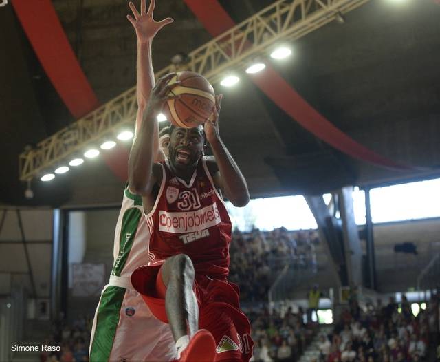 Openjobmetis Varese - Sidigas Avellino 66-73