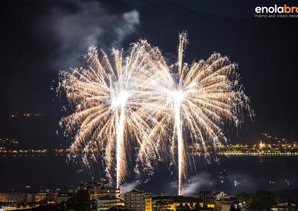 fuochi lago maggiore luino patronale