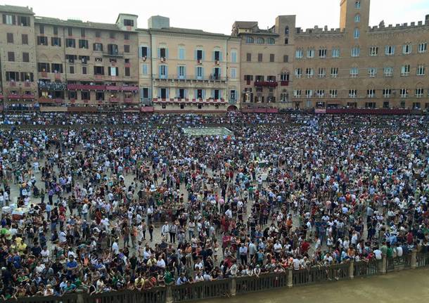 Sulla via Francigena la seconda prova del Palio di Siena