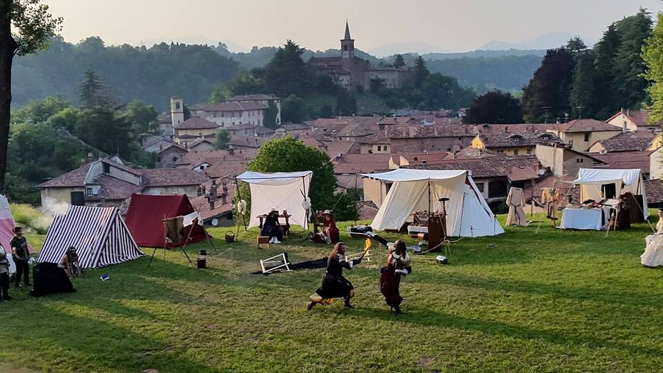 Accampamento e musica al Palio dei Castelli