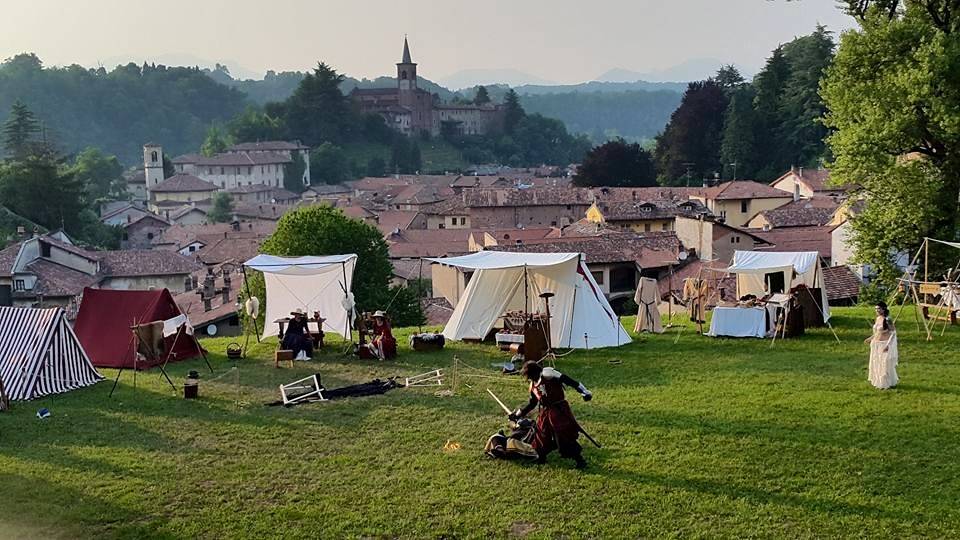 Accampamento e musica al Palio dei Castelli