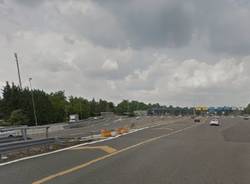 camion inversione in autostrada