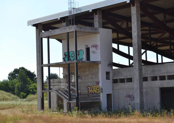 Il palaghiaccio a Busto