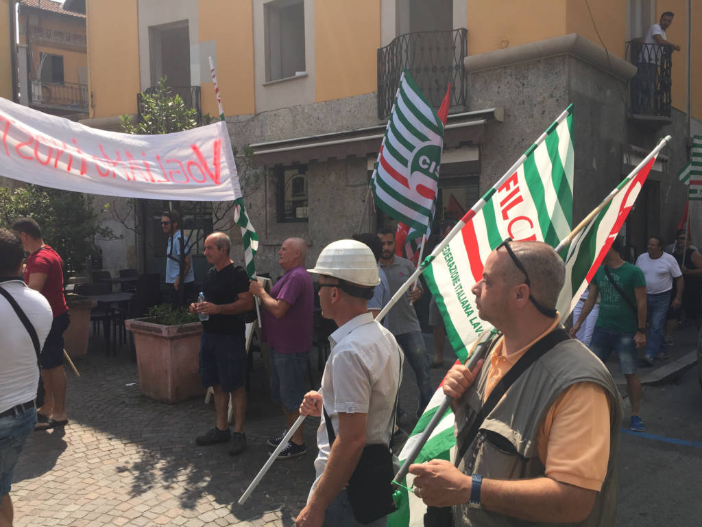 Protesta dei lavoratori Caimi