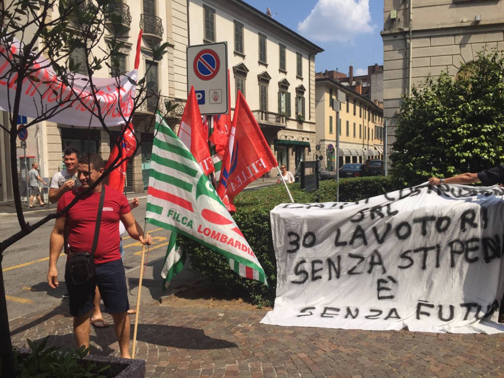 Protesta dei lavoratori Caimi