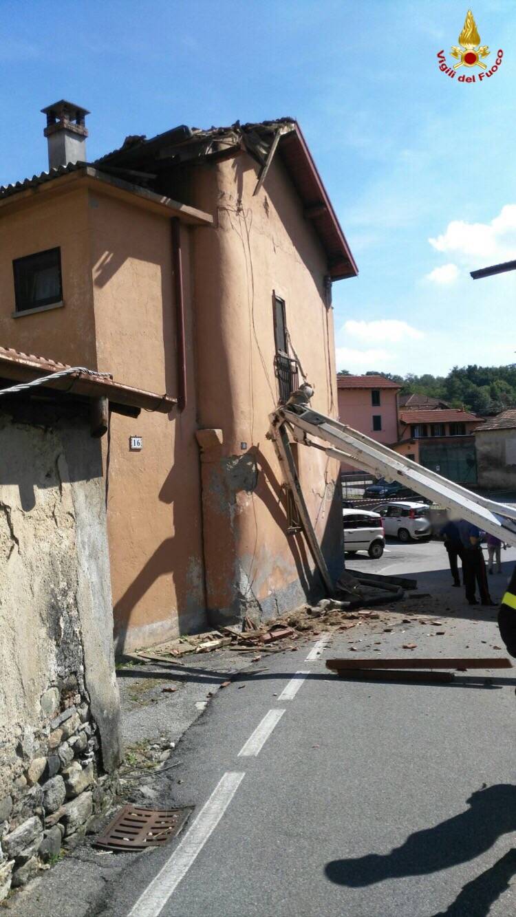 Betoniera ribaltata