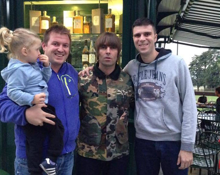 borgo di mustonate varese liam gallagher