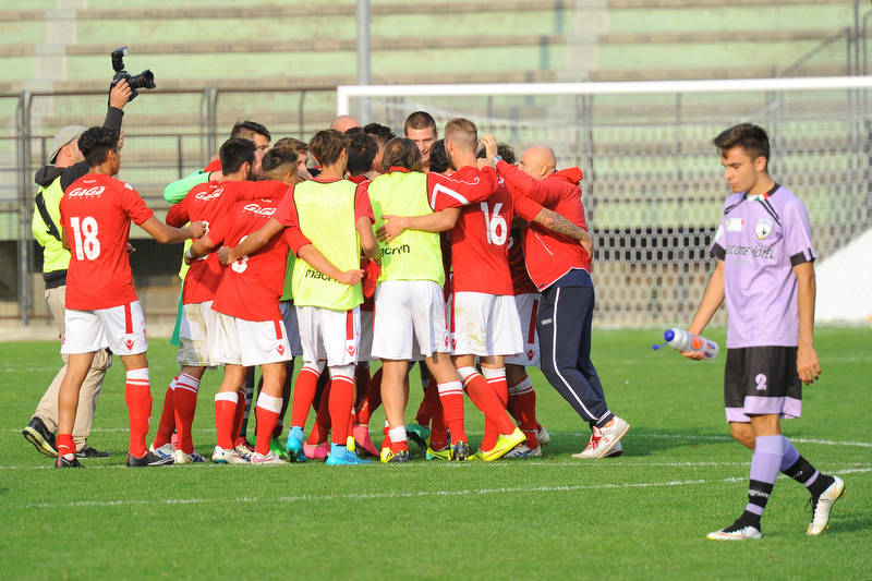 calcio eccellenza legnano - varese 0-1