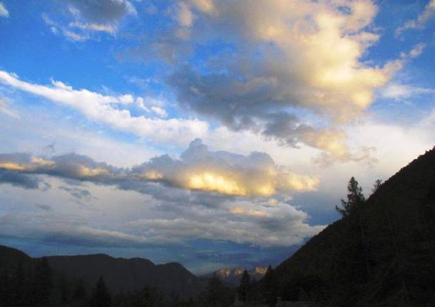 Cielo di settembre in    montagna.........