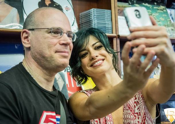 Dolcenera alla Casa del Disco