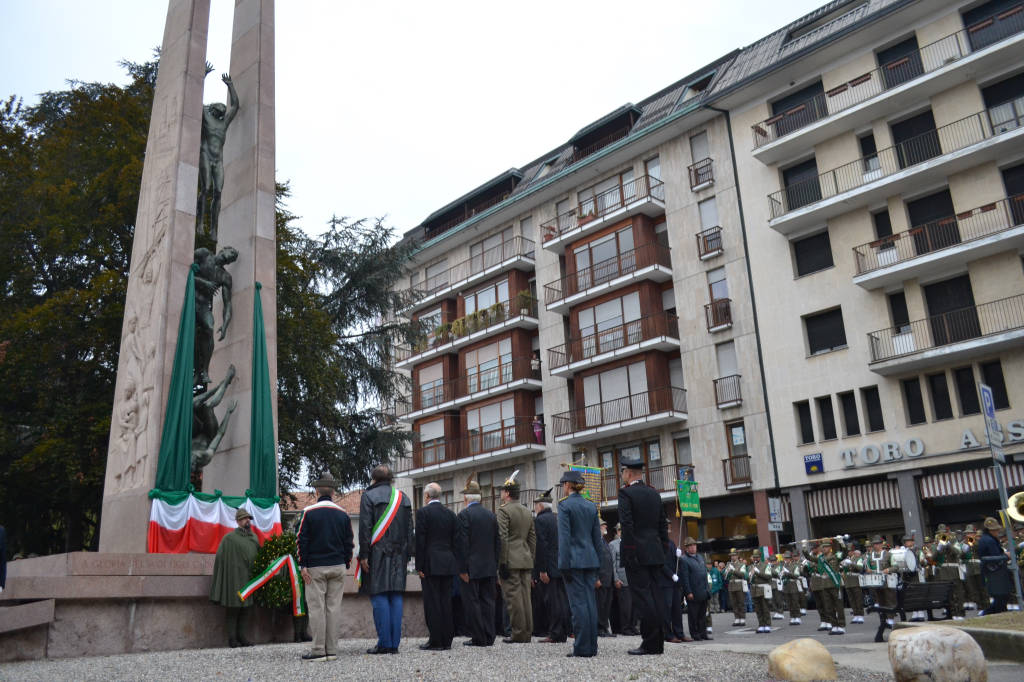 Alpini a Busto, il primo giorno