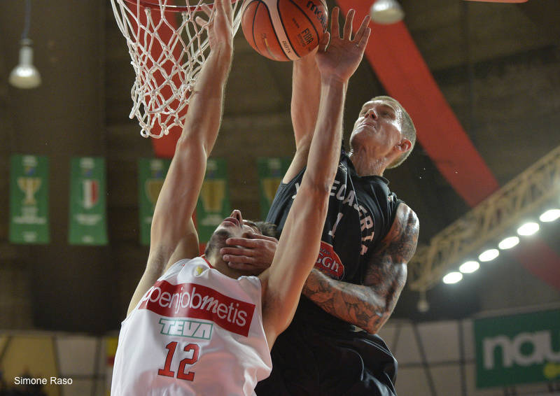 Openjobmetis Varese Pasta Reggia Caserta basket serie a