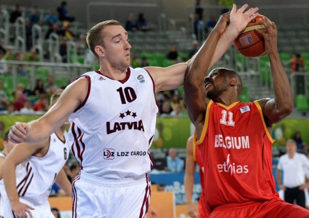 rihards kuksiks basket pallacanestro varese