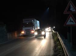 Camion bloccato, traffico in tilt