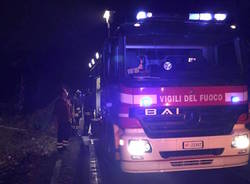 incidente auto ribaltata