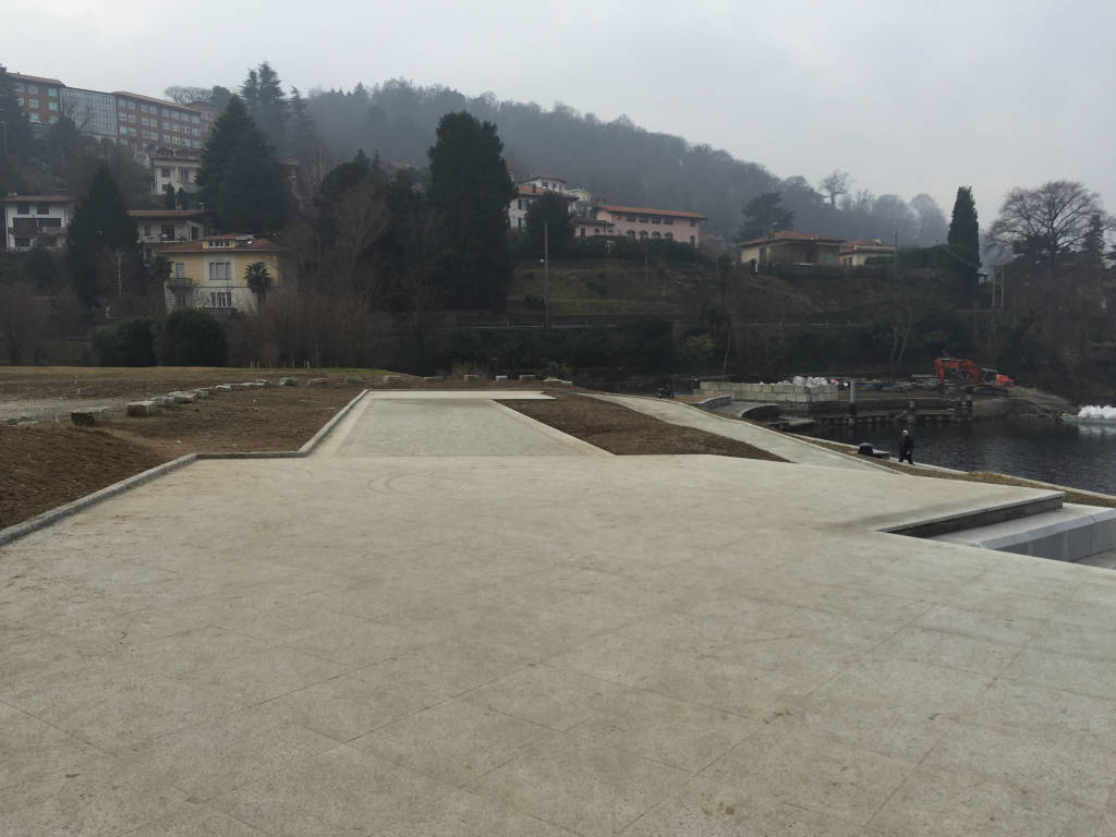 La nuova passeggiata di Laveno Mombello