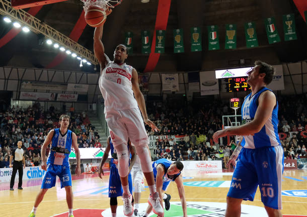 Openjobmetis Varese - Betaland Capo d'Orlando 81-82