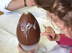 Bimbi mastri cioccolatai alla scuola materna Dalla Chiesa