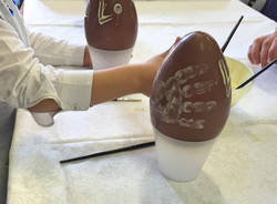 Bimbi mastri cioccolatai alla scuola materna Dalla Chiesa