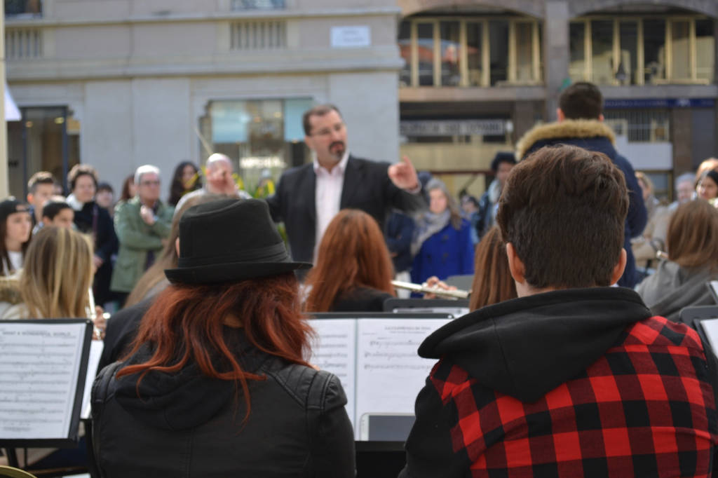 Danza e musica in piazza San Giovanni