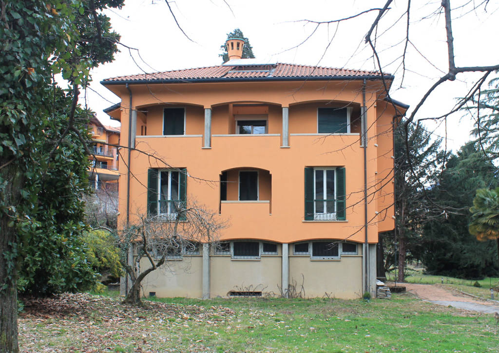 Lavena Ponte Tresa - La villa donata al Comune