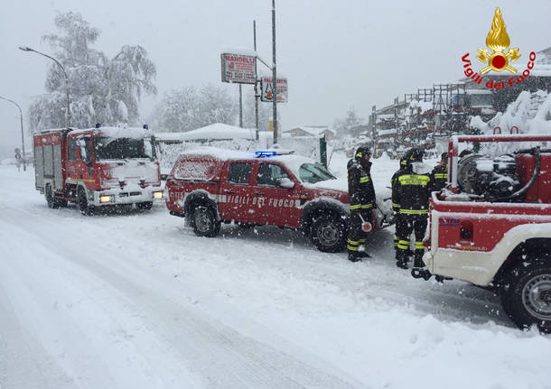 vigili del fuoco neve