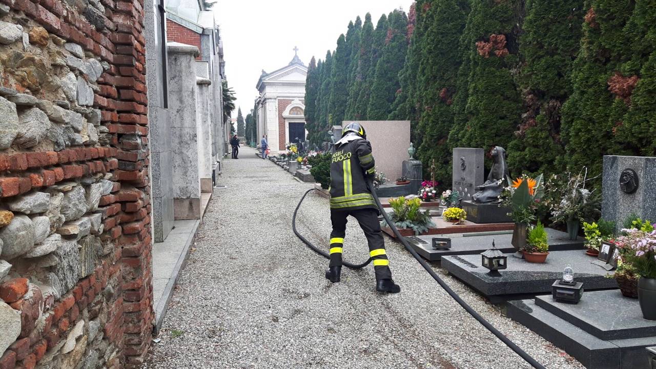 Incendio cimitero Gallarate