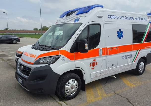 la nuova ambulanza del cva di angera