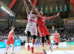 Openjobmetis Varese - Giants Anversa 105-93