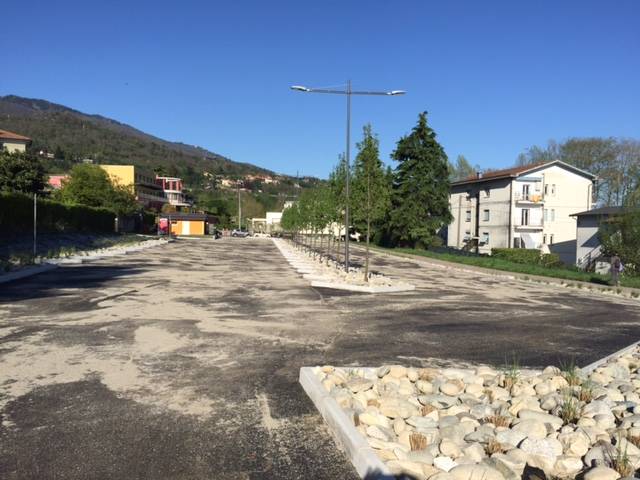 pronto il parcheggio della pista ciclabile