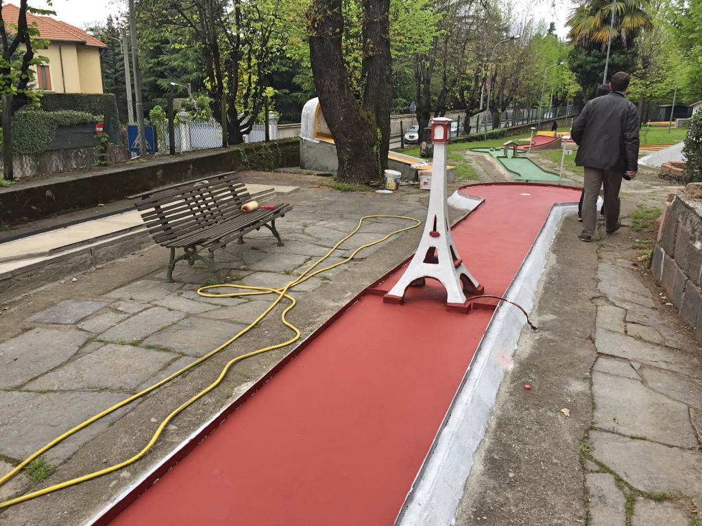 Riapre il minigolf a Varese