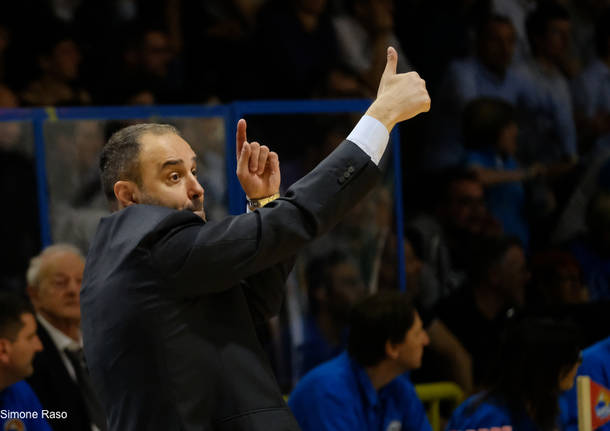 Vanoli Cremona - Openjobmetis Varese 70-79