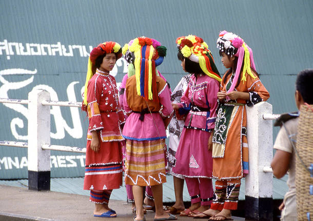 Costumi tradizionali birmania