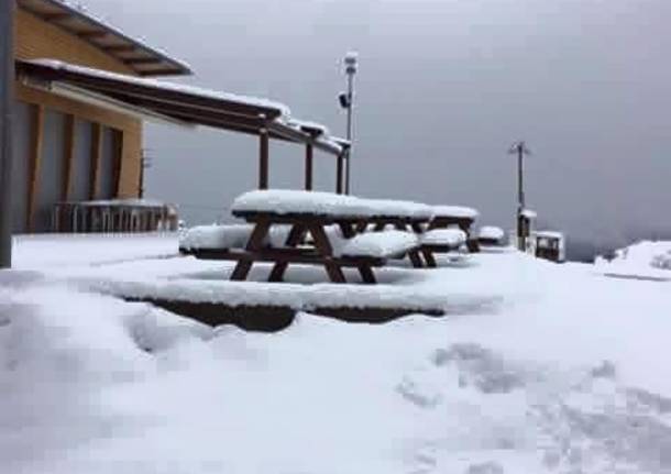 Primo Maggio, Neve Al Mottarone - VareseNews - Foto