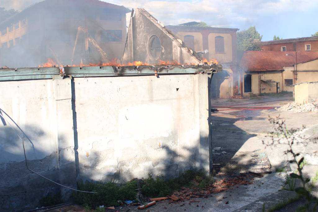 incendio ex peplos castellanza