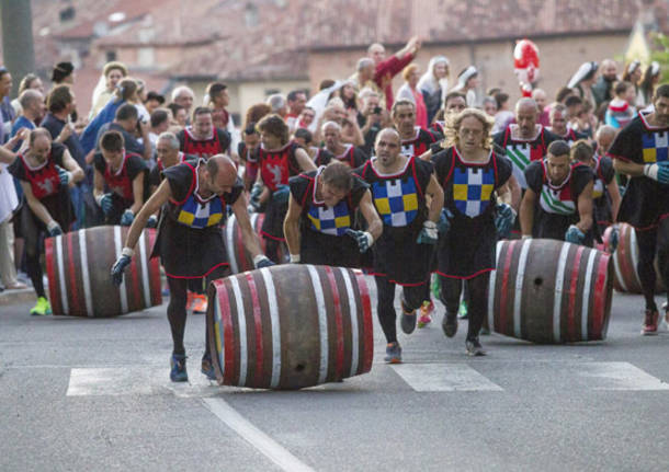 Palio dei Castelli, la corsa delle botti