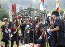 Palio dei Castelli, la pesatura delle botti