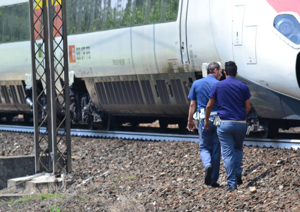 Persona investita dal treno, circolazione interrotta sulla Domodossola-Milano