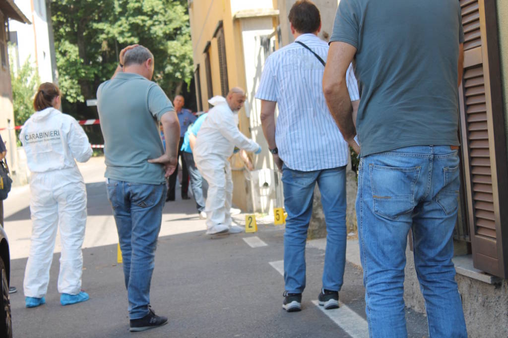 Sparatoria a Tradate