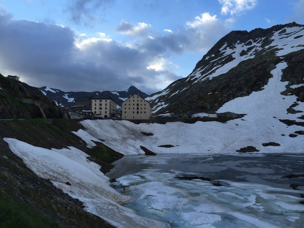 Via Francigena: dal Gran San Bernardo a Echevennoz 