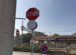 Cambiano i cartelli, cominciano le grandi manovre al parcheggio Del Ponte