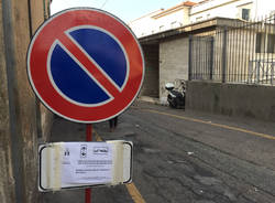 Cambiano i cartelli, cominciano le grandi manovre al parcheggio Del Ponte