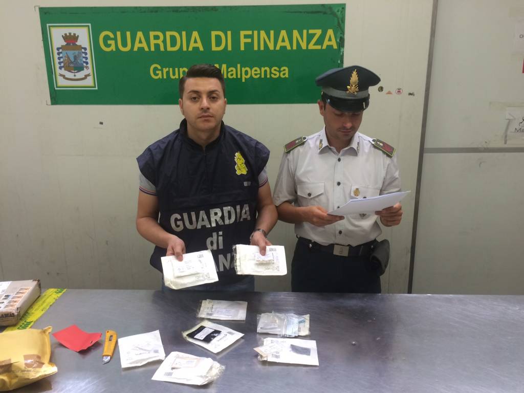 droghe sintetiche guardia di finanza malpensa